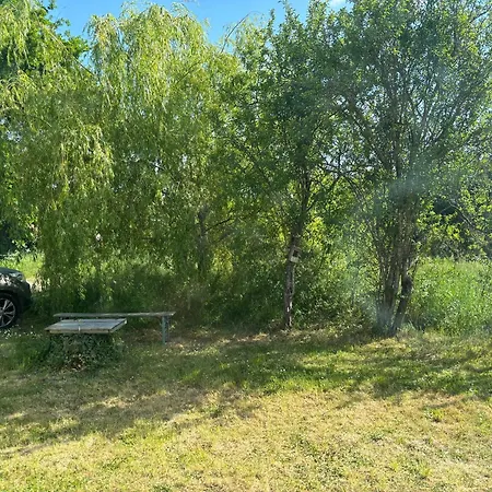 Varent Guest Place Saint-Varent